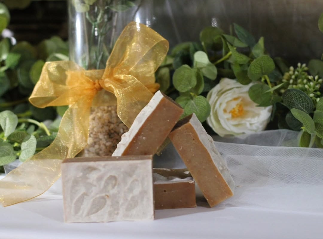 Honey Oat Goatmilk Soap